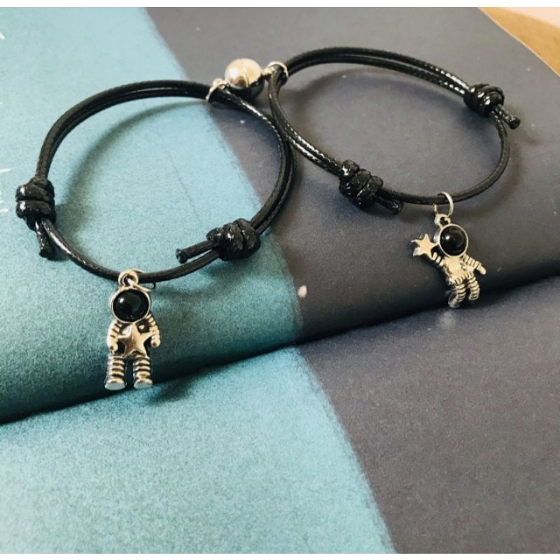 GELANG COUPLE MAGNET ASTRONOT