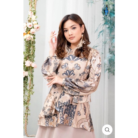 SHEA BLOUSE Wearing Klamby _ Classic moss _S