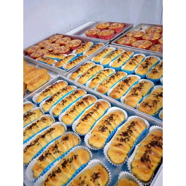 

Aneka roti manis//gurih//homemade //tanpa pengawet
