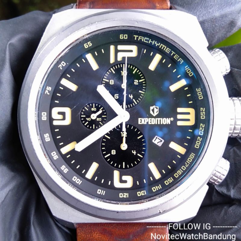 Jam Tangan Preloved Expedition Second E6356M Chronograph Bekas berkualitas