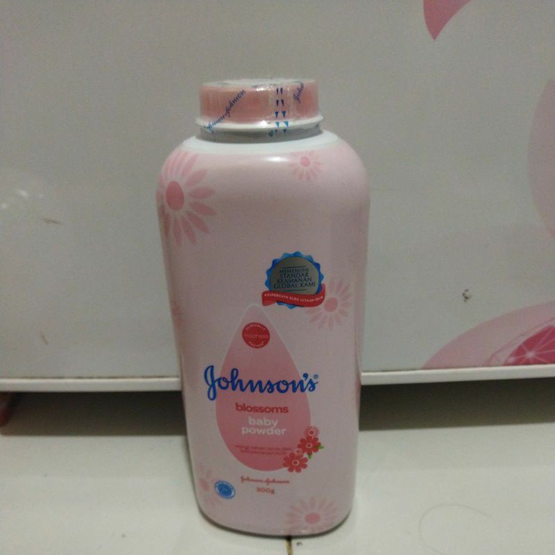 Johnson's blossoms baby powder 300gr
