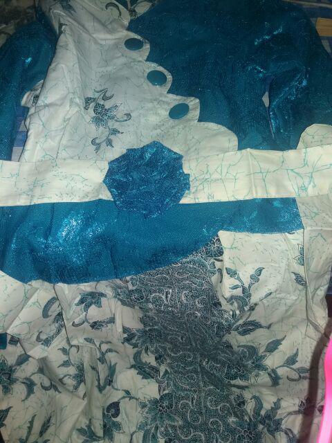 Sarimbit Batik 069 Couple Wanita Longdres/ Gamis Seragam Keluarga Katun (harga Sepasang)