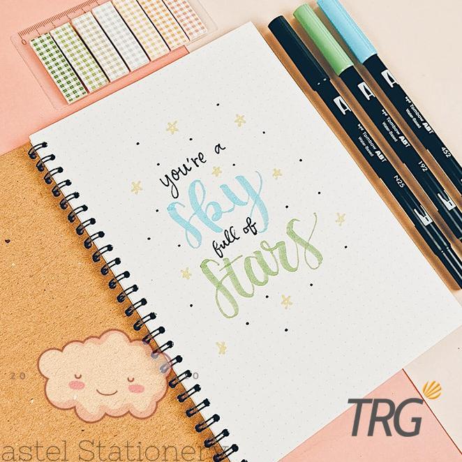 

[KODE PRODUK HVH3777] Buku Tulis Catatan A5 Dotted Grid Plain Ruled TRG - TRG Kraft Cover Spiral Notebook A5