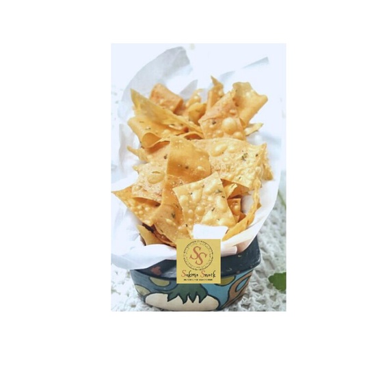 

Keripik Bawang / Keripik Pangsit 150g, 250g Home Made