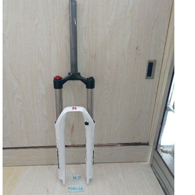 Fork 26 Rst Omega TNL LOCK travel 120