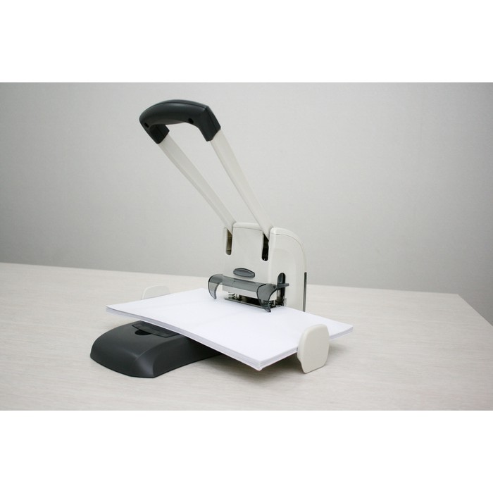 

Pembolong KW-trio 9556 Lever-Tech Heavy Duty 2 Hole Punch
