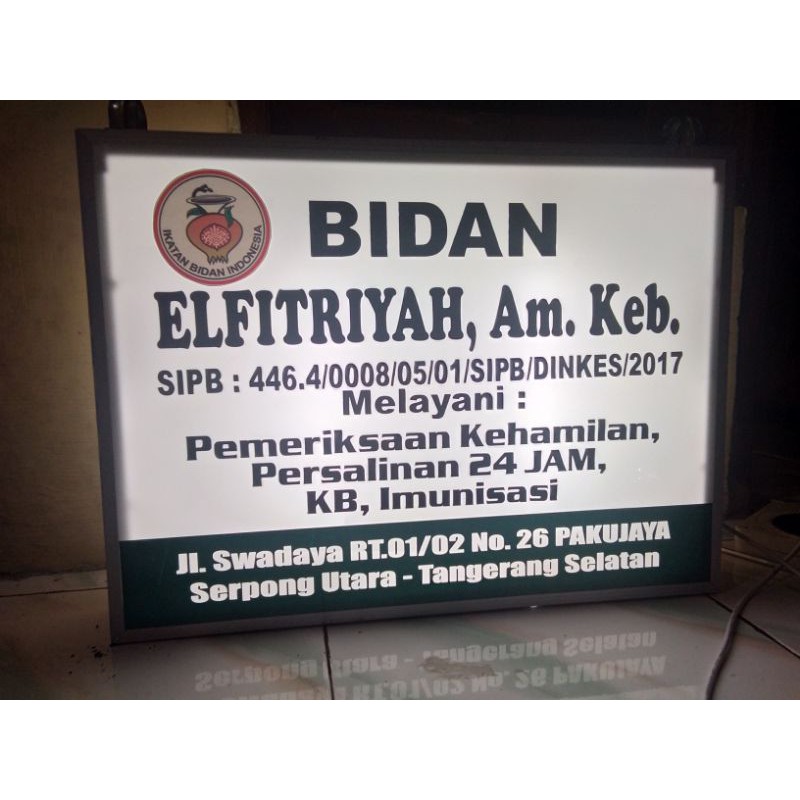 Neon box 45 x 60 cm &amp; 60 x 90 cm untuk dokter, bidan, klinik, kantor, counter dll.