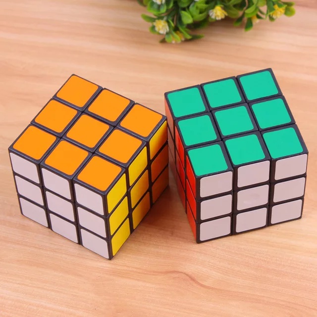 Rubik Putar Mainan Tradisional Cube World Magic 5x5