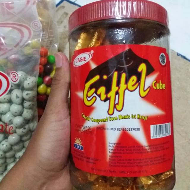 

AGEN COKLAT KILOAN TERMURAH / Coklat effel cube / coklat kotak / agen coklat L'agie