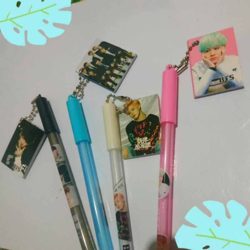 

Pulpen Gel pen Karakter BTS BT21 alat tulis