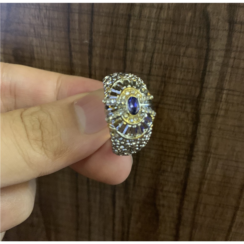 Cincin Emas Desain Naga Aksen Zirkon Biru Untuk Pria