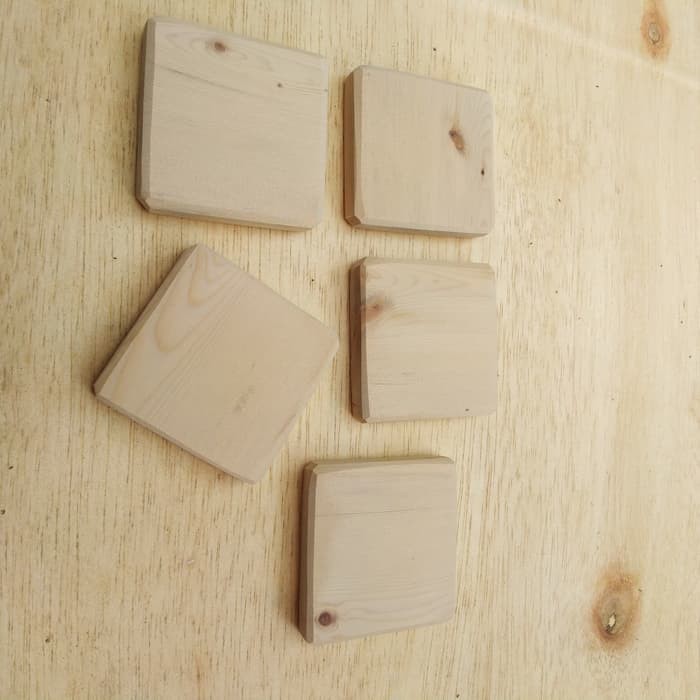 TERMURAH..! Tatakan gelas kayu 7x 7 cm wooden coasters