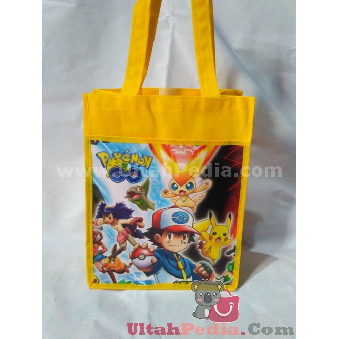 

Souvenir Ultah tahun| Tas ultah Anak Goodiebag | Kantong POKEMON GO