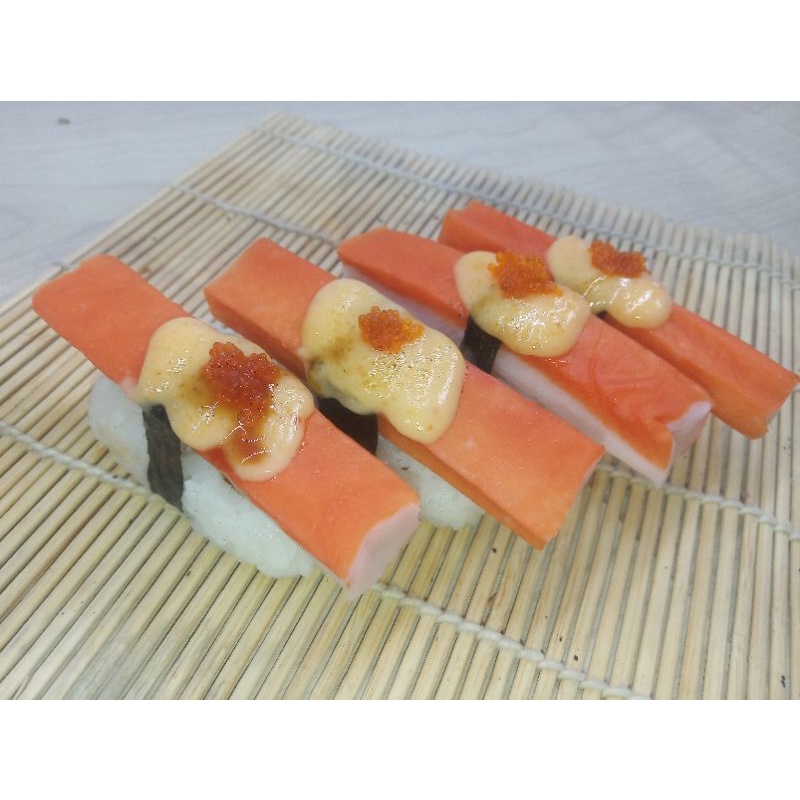 

kani sushi mentai (4pcs)