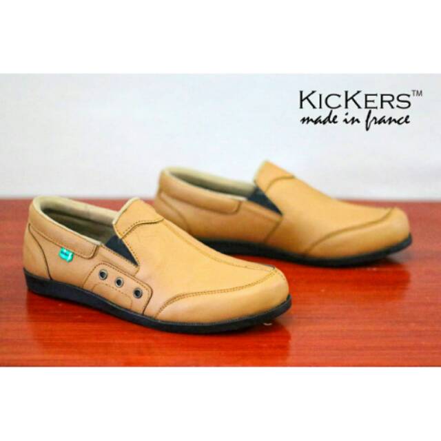 SEPATU PRIA KICKERS SLIP ON KULIT