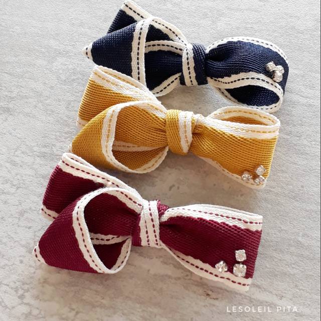 

Nara Pita SET