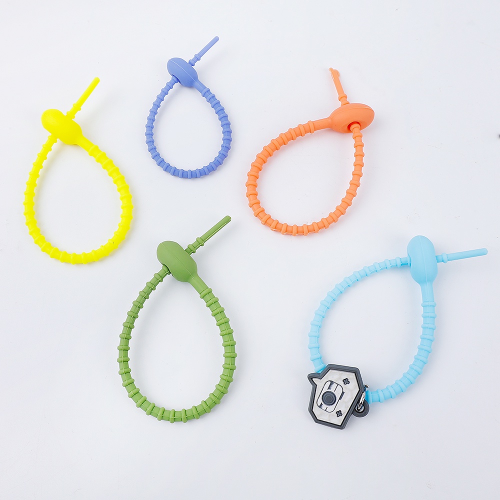 6pcs / Set Organizer Kabel Data Multifungsi Bahan Silikon Warna Acak