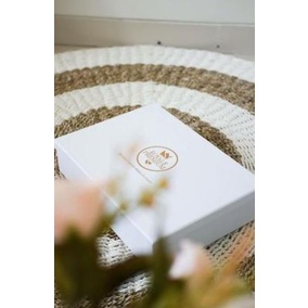 

Sale!!! Box Royale Premium (Box Only) For Hampers And Gift - Paling Dicari