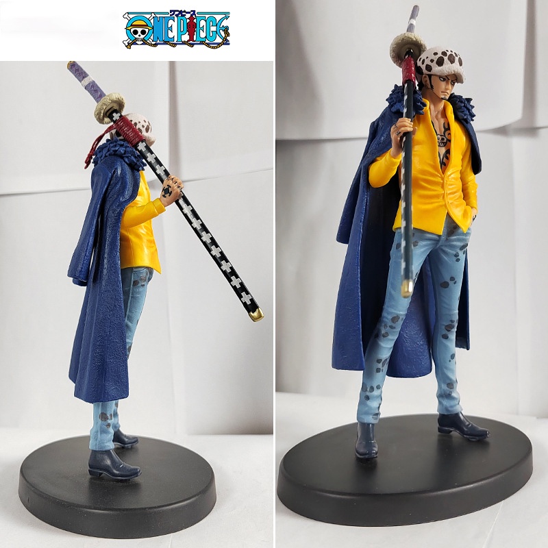 Action Figure Anime One Piece Trafalgar D. Mainan Action Figure Model Jubah Air Tertawa Untuk Dekorasi Rumah / Hadiah Anak