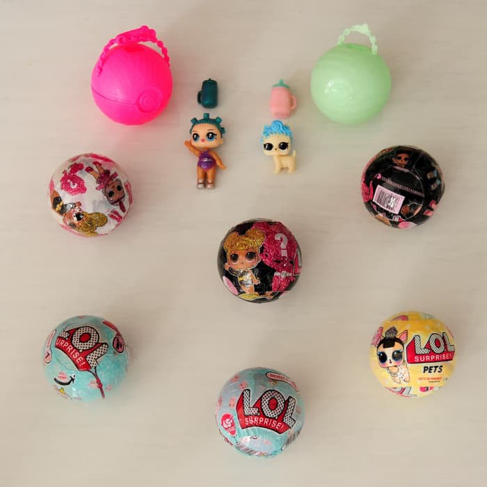 LOL Surprise KW 7cm random ( mainan bola kejutan karakter lucu
