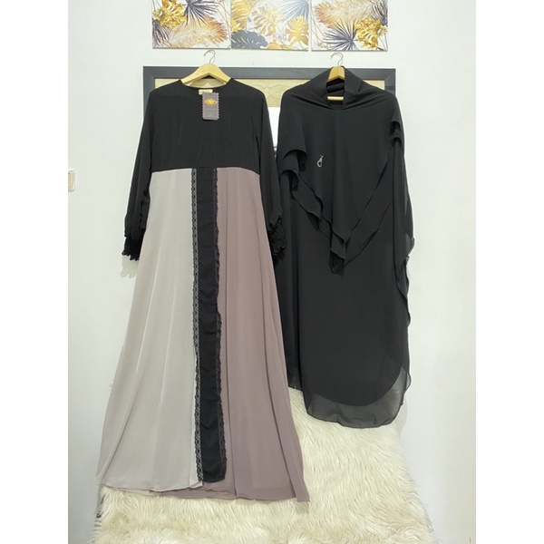 Jameela Lace in Black by Jawhara Syari