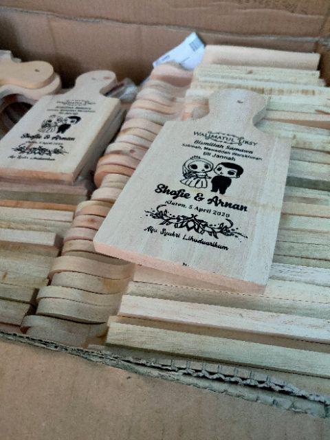 Sovenir Telnan Plus Pisau Custom Desain Size 10*20