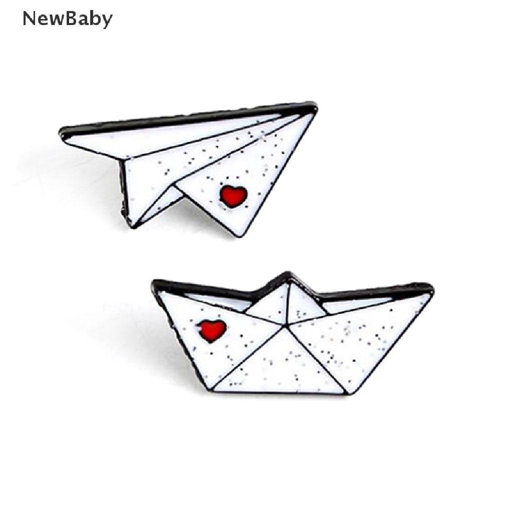 Newbaby Bros Pin Enamel Bentuk Kartun Pesawat Kertas Untuk Aksesoris Tas