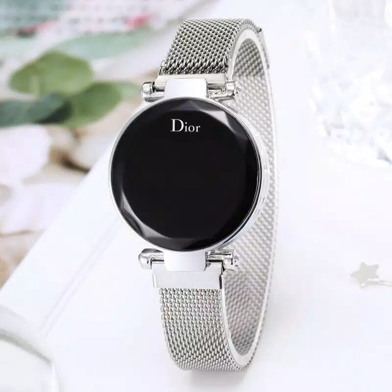 Jam Tangan Wanita Korea Sport LED Bulat Digital Strap Magnet