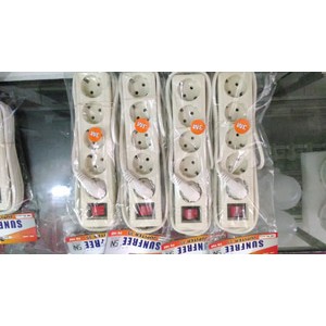 STOP KONTAK  5 LUBANG +SAKLAR + KABEL 2.5 METER