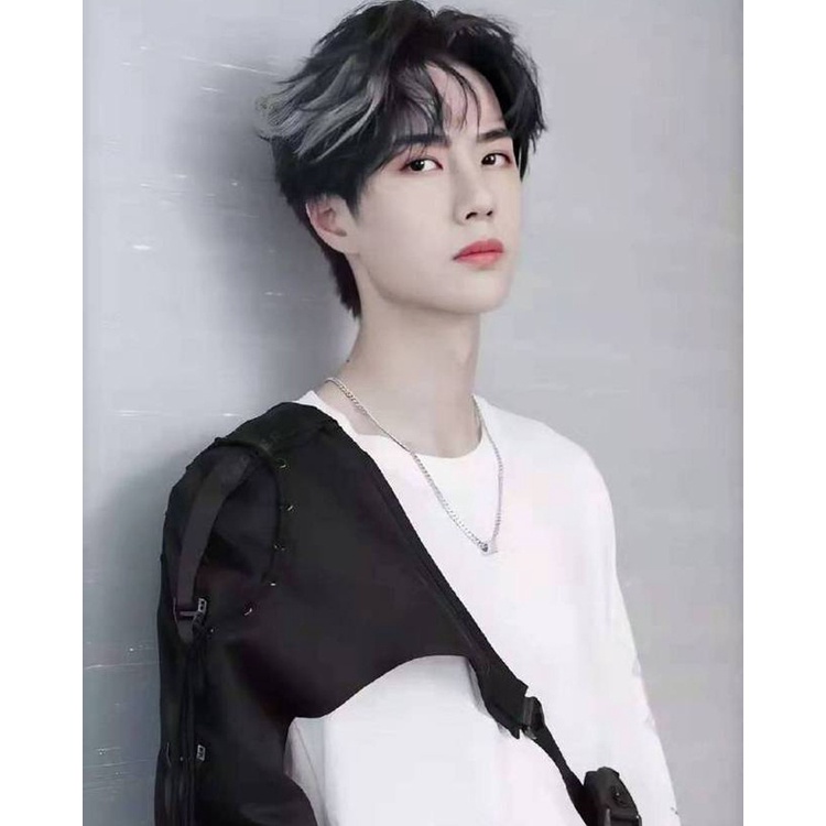 Gaya yang sama seperti Wang Yibo square kalung fashion merek sederhana all-match Harajuku pria dan w