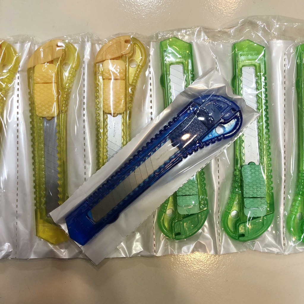 CUTTER BESAR TRANSPARAN/SILET /PEMES CUTTER -1pc