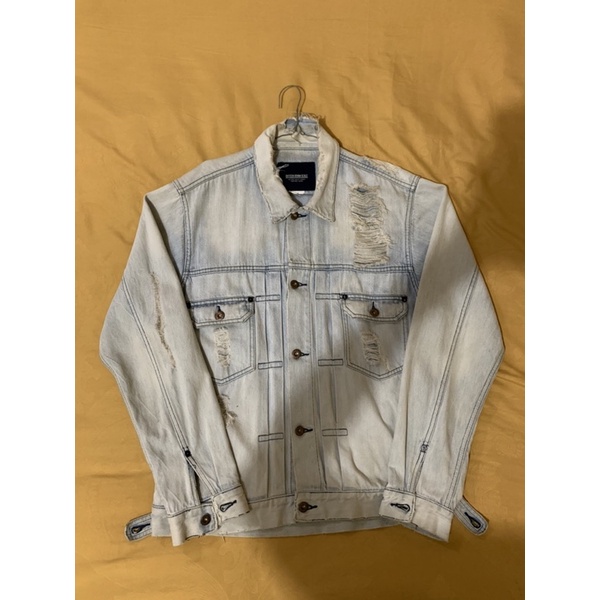 RIPPED DENIM JACKET BY SIXTEEN DENIM SCALE