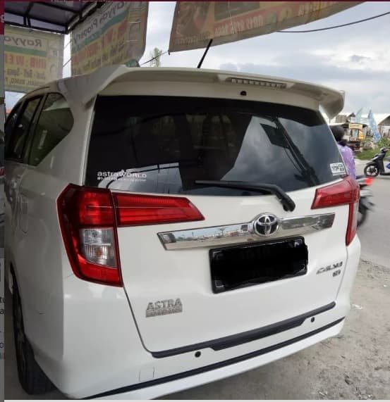 SPOILER MOBIL CALYA/SIGRA PUTIH KJS + LAMP