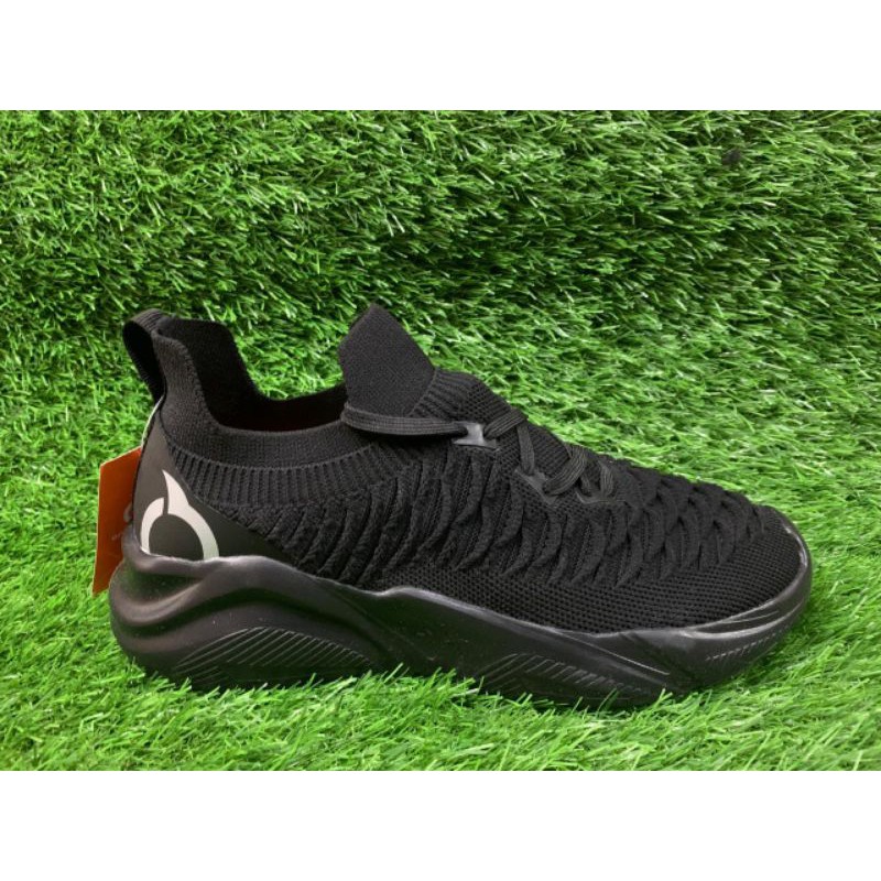 sepatu running ortuseight galactic all black