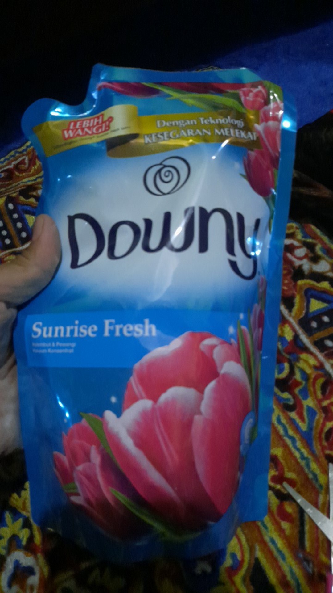 Downy Parfum Collection Fusion, Mystique, Sunrise, Sport, Secret Garden, Allure, Mild Dll 720 Ml
