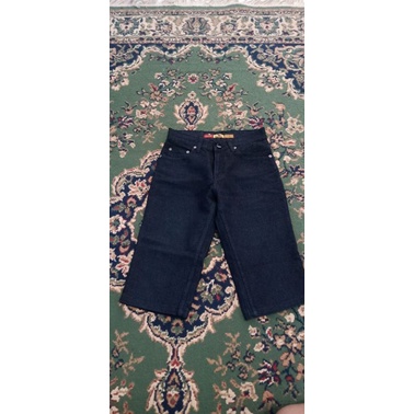 Celana Potong Preloved