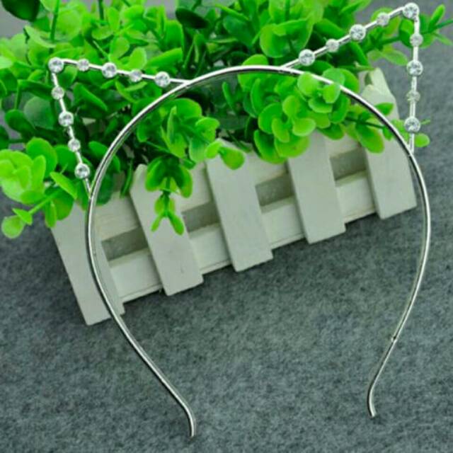 Bando telinga kucing