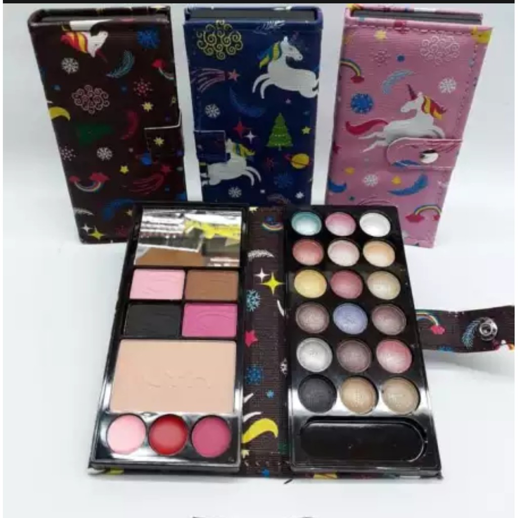 SALE BELI 1 GRATIS 1 EYESHADOW DOMPET KECIL warna random