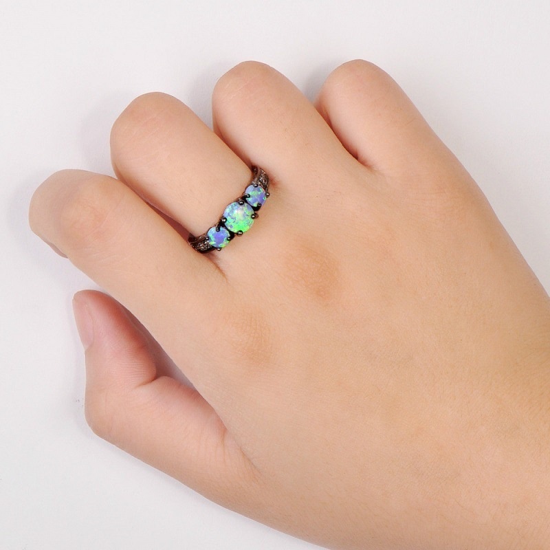 European and American fashion opal ring, opal black gold jewelry