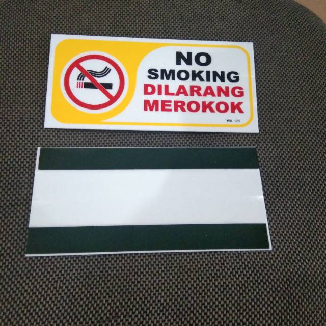 

Acrylic papan peringatan dilarang merokok / no smoking 9,5x20cm