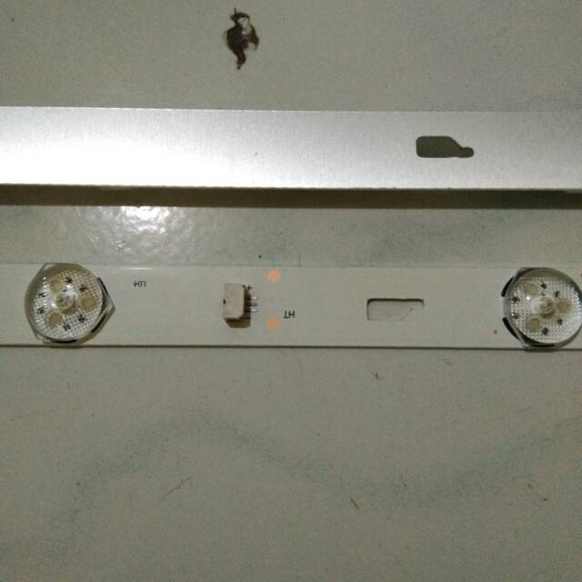 Lampu Led backlight TV Panasonic 3v 6 kancing Original