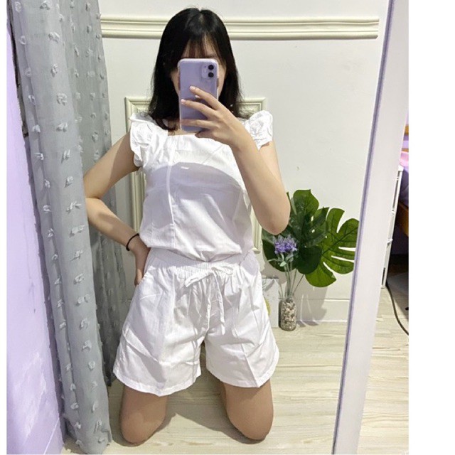 Setelan Wanita Square Ruffle Set