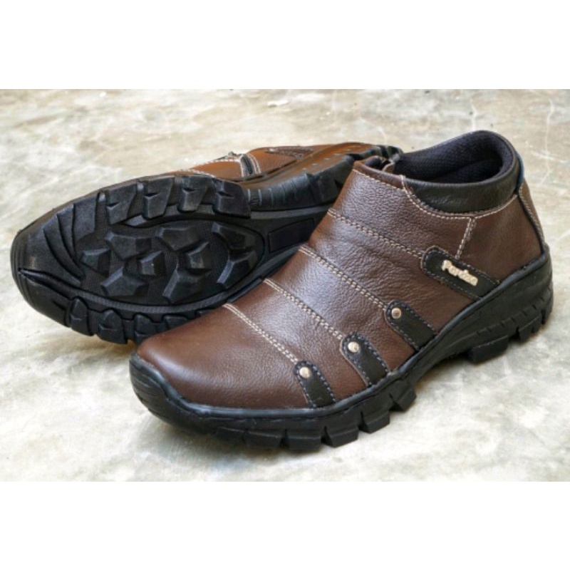 Sepatu Kulit Boots Fordza Model Resleting