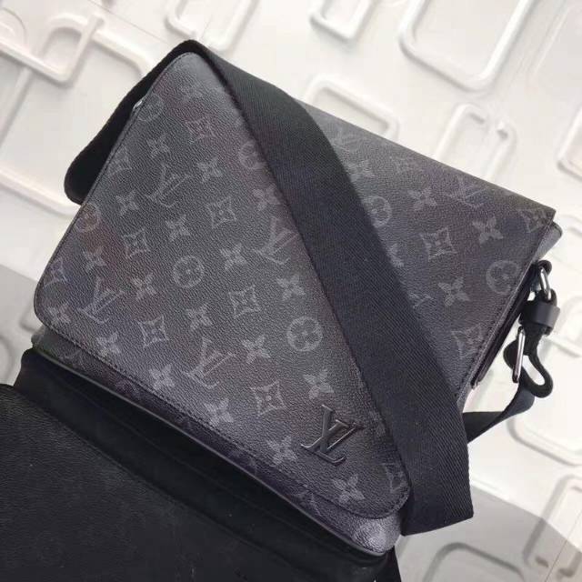 TAS SELEMPANG LV PRIA ORI QUALITY SUPERMIRROR