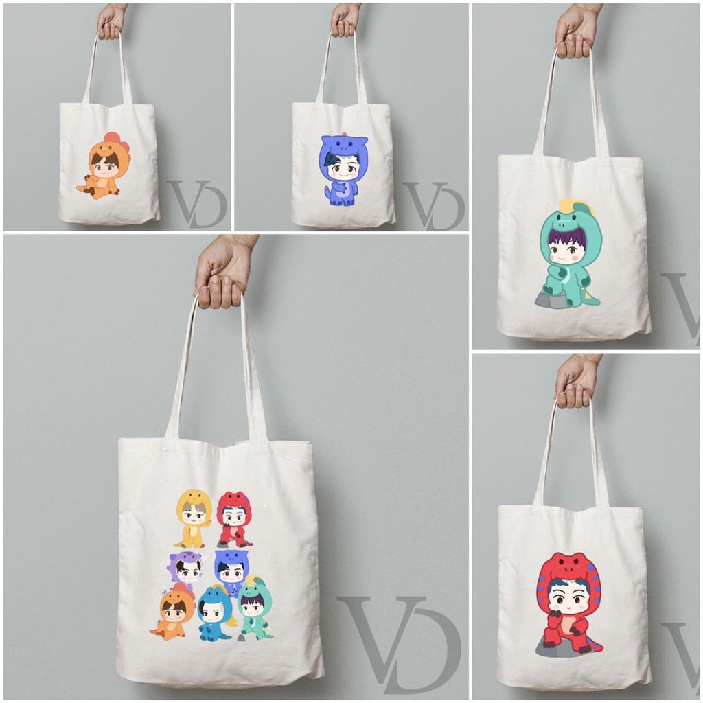 NCT DREAM DINO /TOTE BAG MOTIF NCT REX / KPOP TOTE BAG / TAS BELANJA MOTIF KOREA