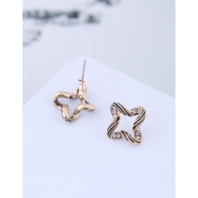 LRC Anting Tusuk Fashion Gold Preparation Of Female Nails A59477