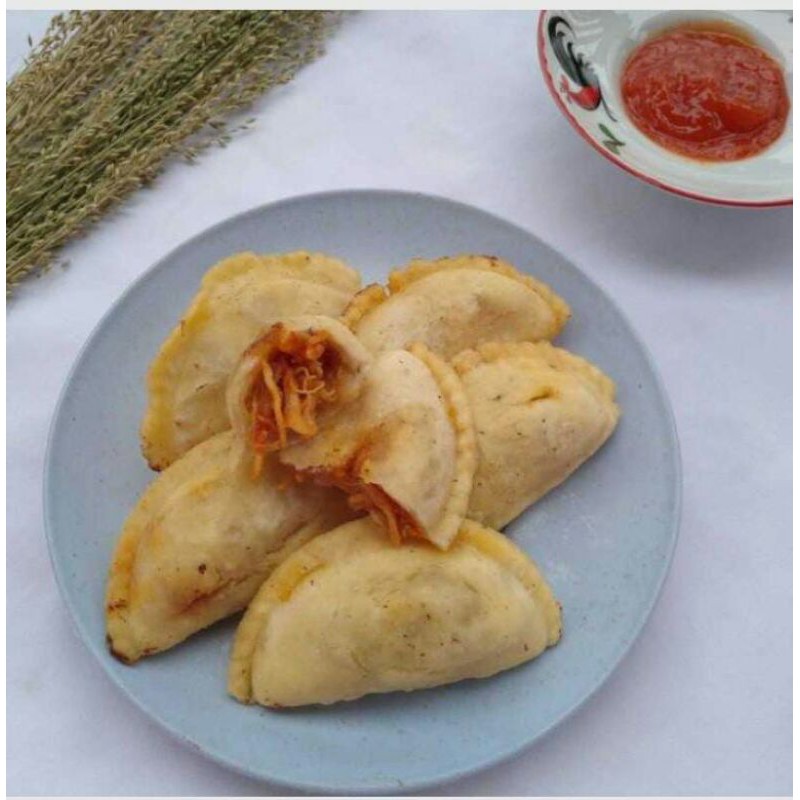 

cireng isi ayam suir mercon 10rb isi 6