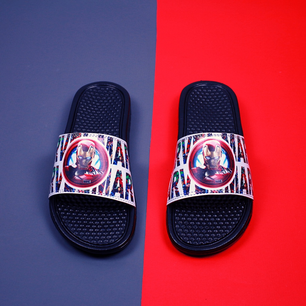 Obral...Sandal slip on terbaru karakter MARVEL