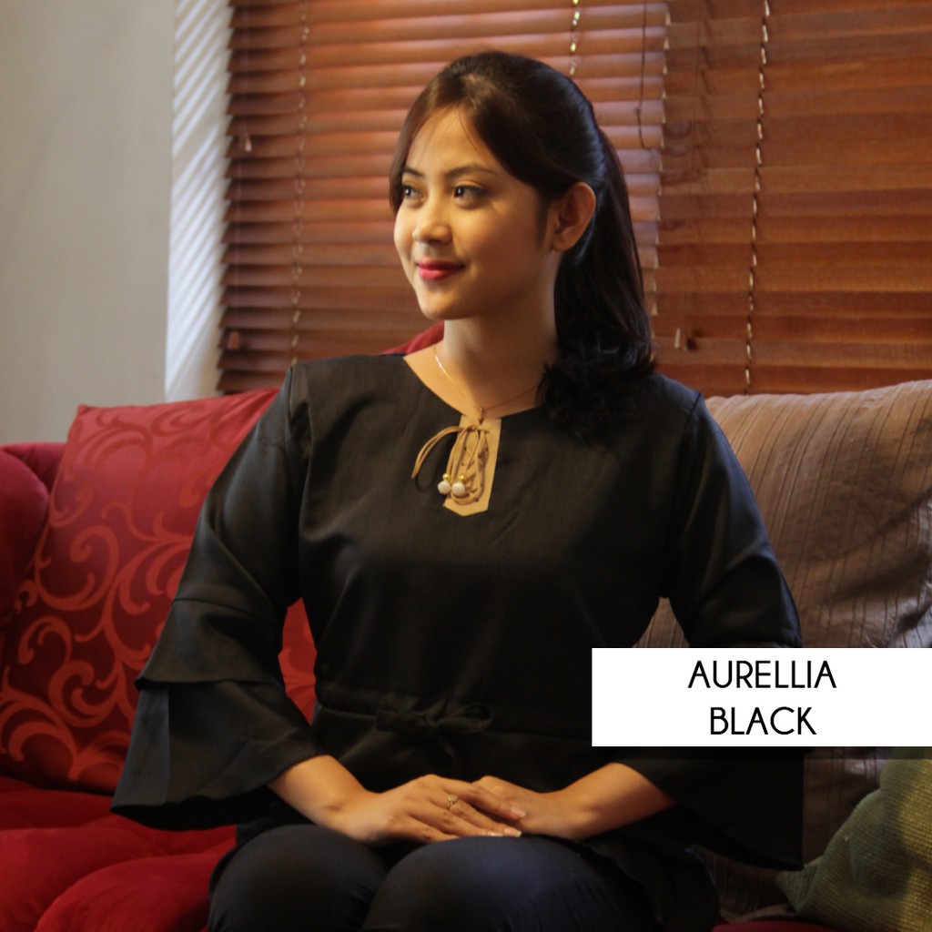 Aurellia Blouse