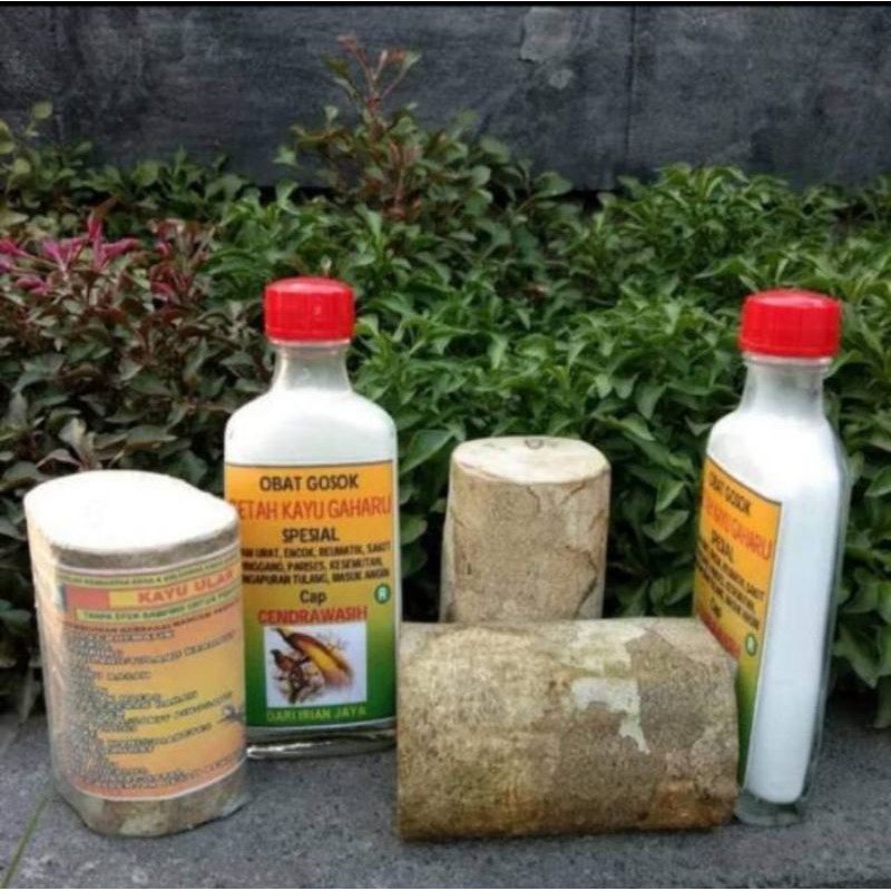 paket 1 kayu ular papua dan 1 minyak gosok getah kayu gaharu